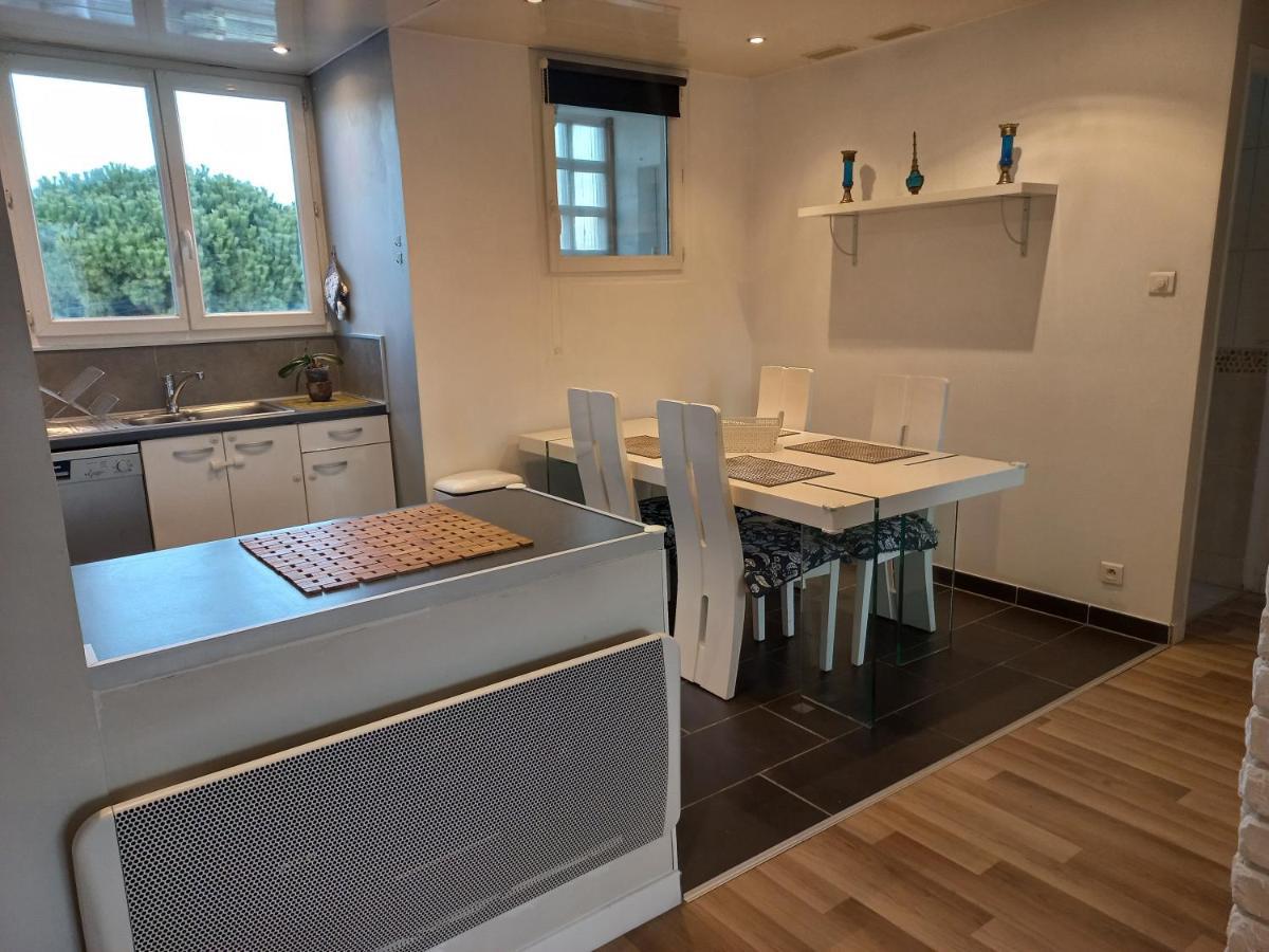 L'Hippocampe: Beachside Retreat with King-Size Comfort La Seyne-sur-Mer Exterior photo