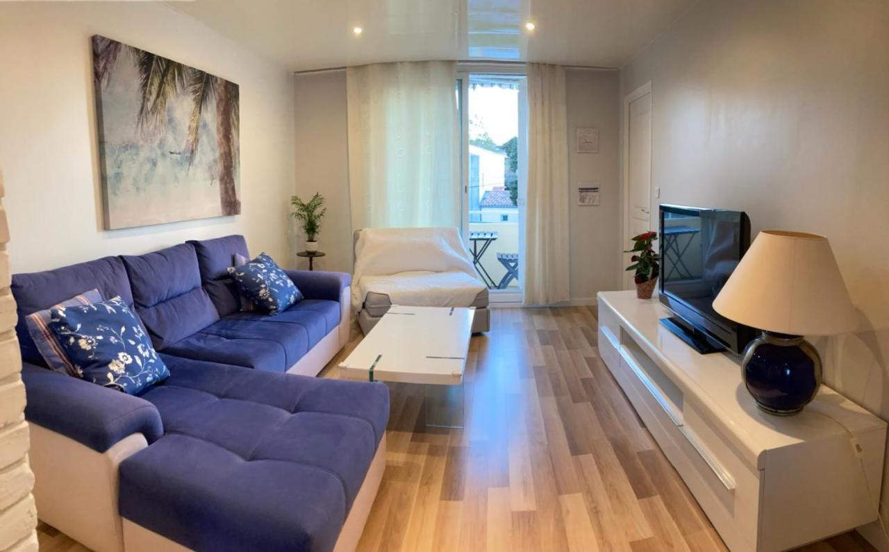 L'Hippocampe: Beachside Retreat with King-Size Comfort La Seyne-sur-Mer Exterior photo