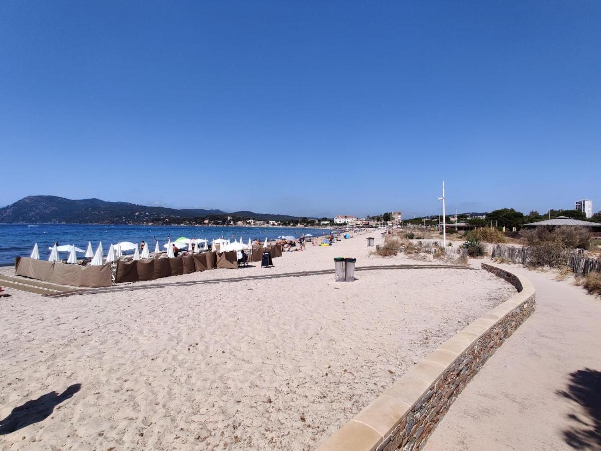 L'Hippocampe: Beachside Retreat with King-Size Comfort La Seyne-sur-Mer Exterior photo