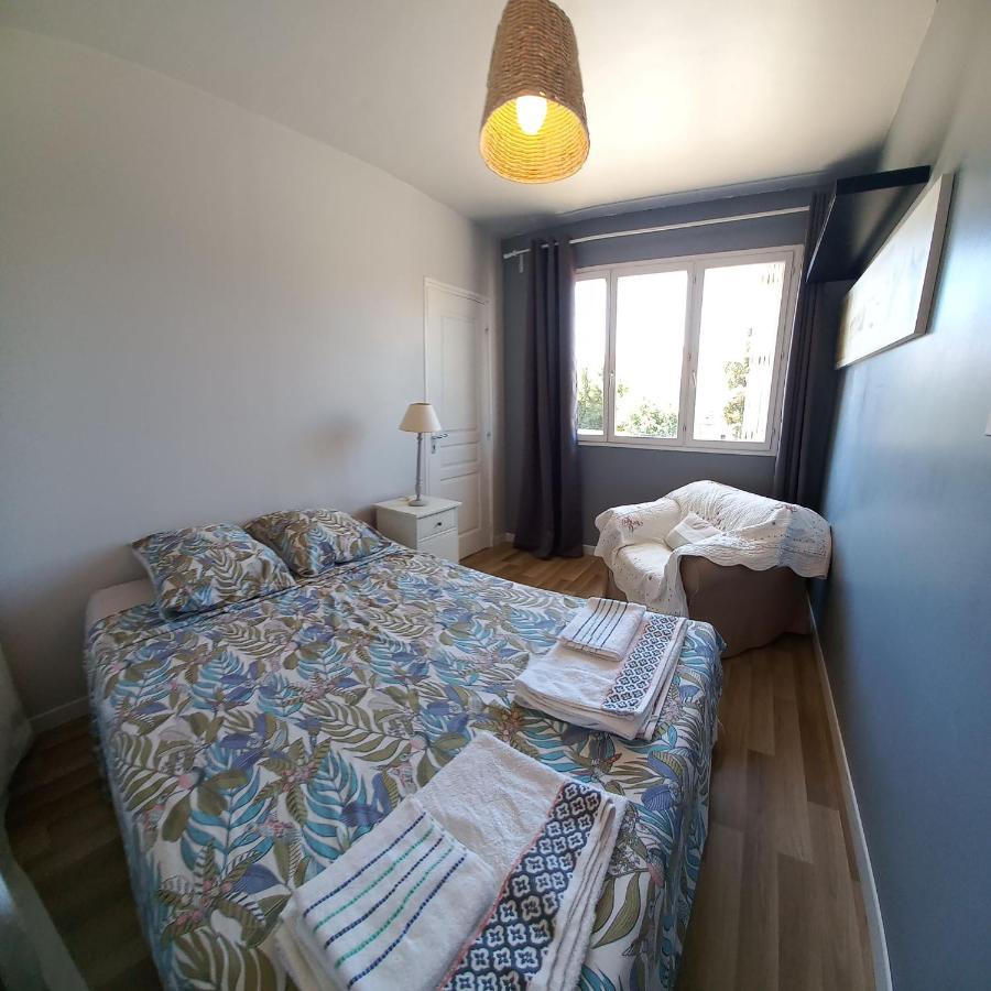 L'Hippocampe: Beachside Retreat with King-Size Comfort La Seyne-sur-Mer Exterior photo